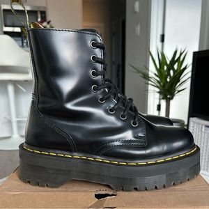 Dr Marten platform boots Size 7 women’s
